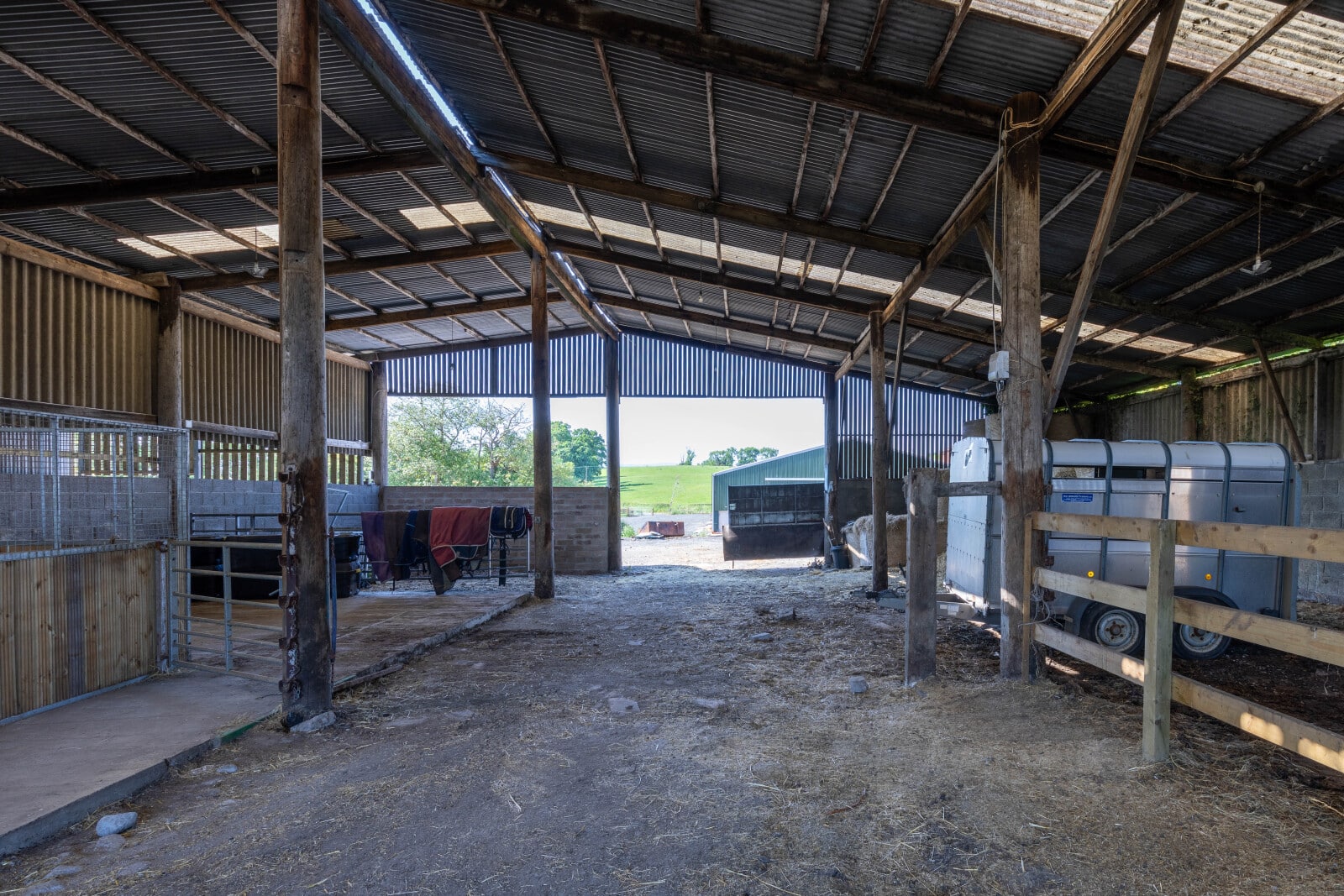 Devonside Farm, Saline, Dunfermline, KY12 9LN