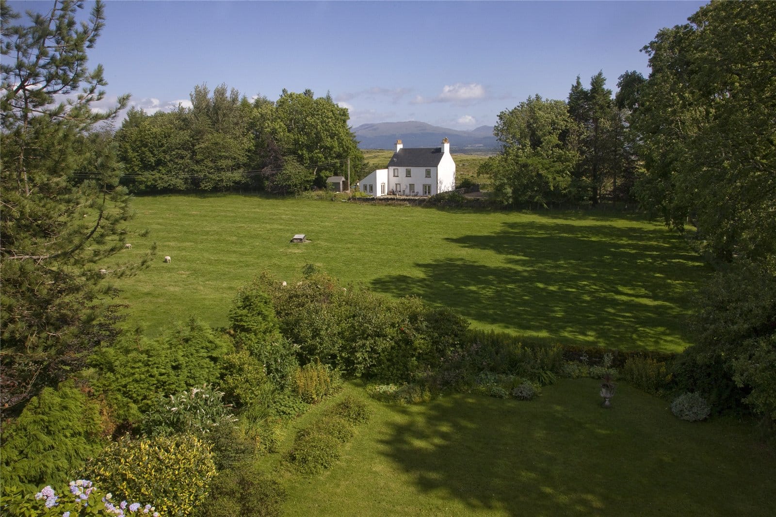 Hawthorn House, Lismore, Oban, Argyll and Bute, PA34 5UL Bell Ingram Rural Business
