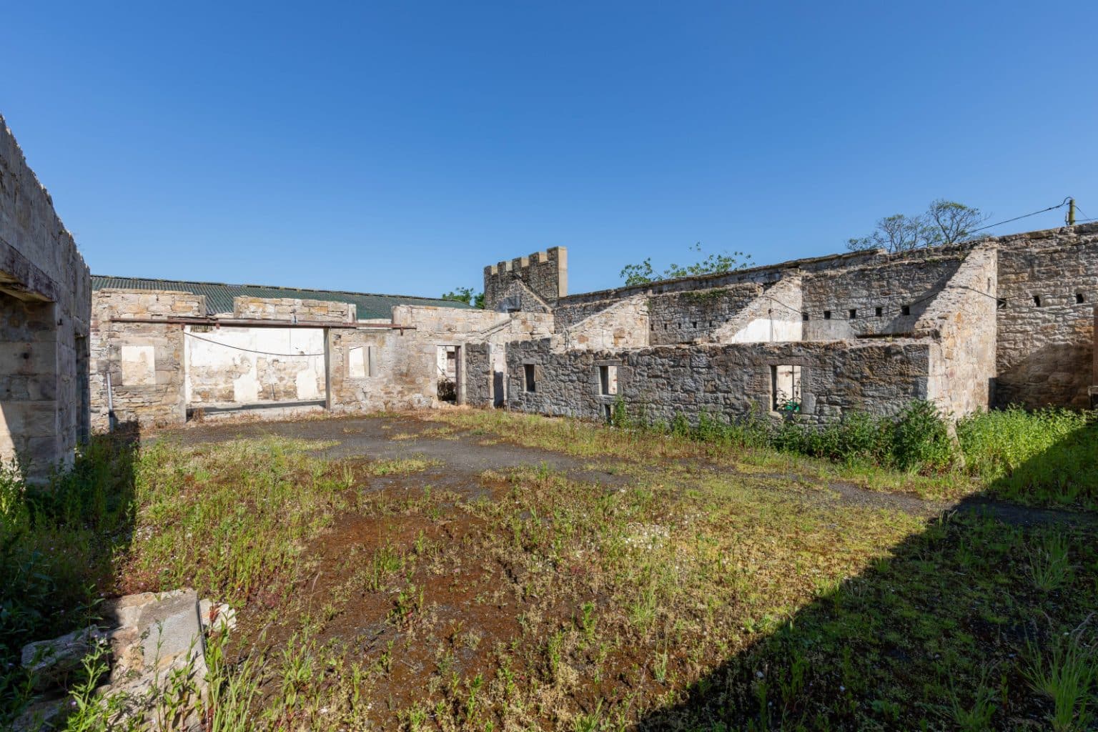 Devonside Farm, Saline, Dunfermline, KY12 9LN Bell Ingram Rural