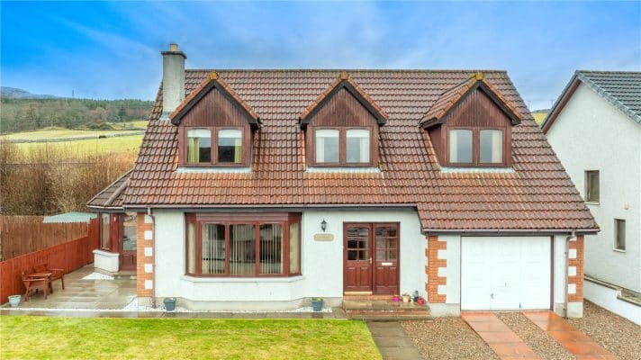 Rannoch, 78 Tower Street, Golspie, Highland, KW10 6SB
