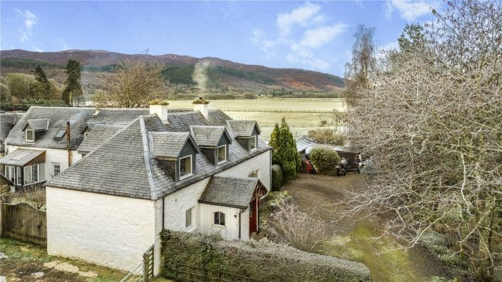 The Bothy, Kerrow, Cannich, Beauly, Highland, IV4 7NA