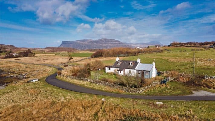 Iona Cottage, Ardtun, Bunessan, Isle Of Mull, PA67 6DH