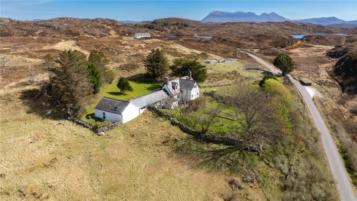 Strathcroy, Lochinver, Lairg, Highland, IV27 4NG