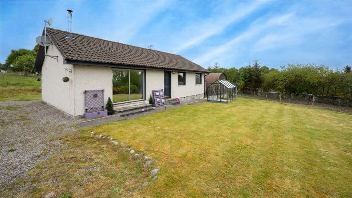 Hillside, Teandalloch, Beauly, Highland, IV4 7AA