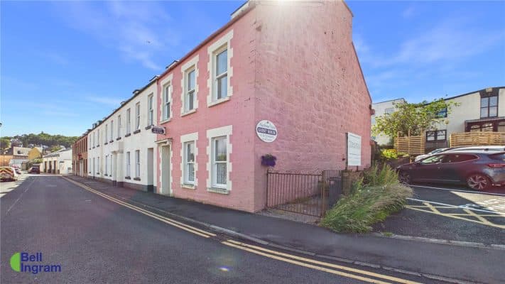 Cawdor Place, Shore Street, Oban, Argyll and Bute, PA34 4LQ